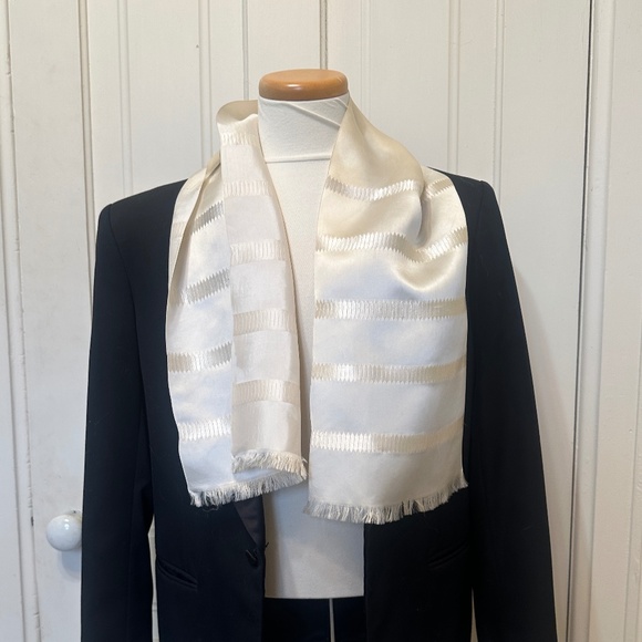 Other - Vintage White Silk Tuxedo Scarf Formal Elegance 1960s